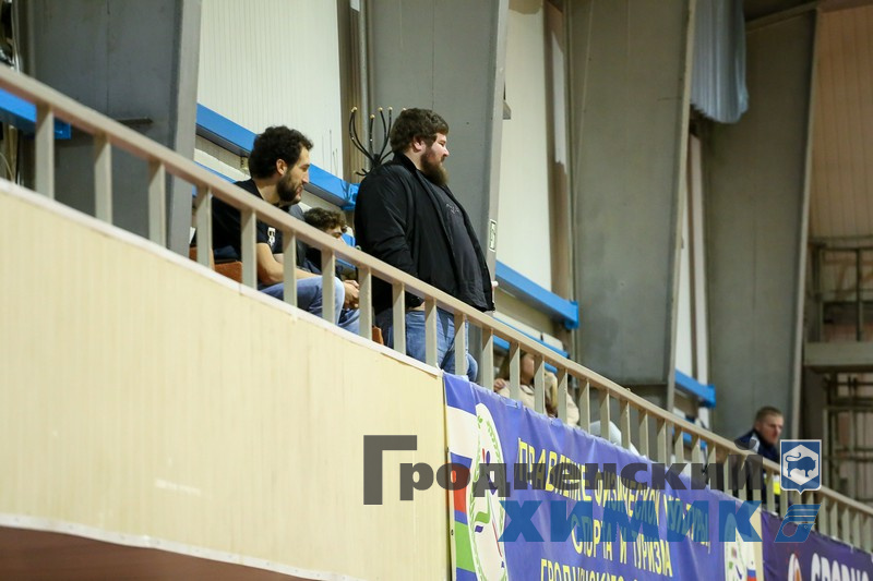 5676879809-0- (16).jpg